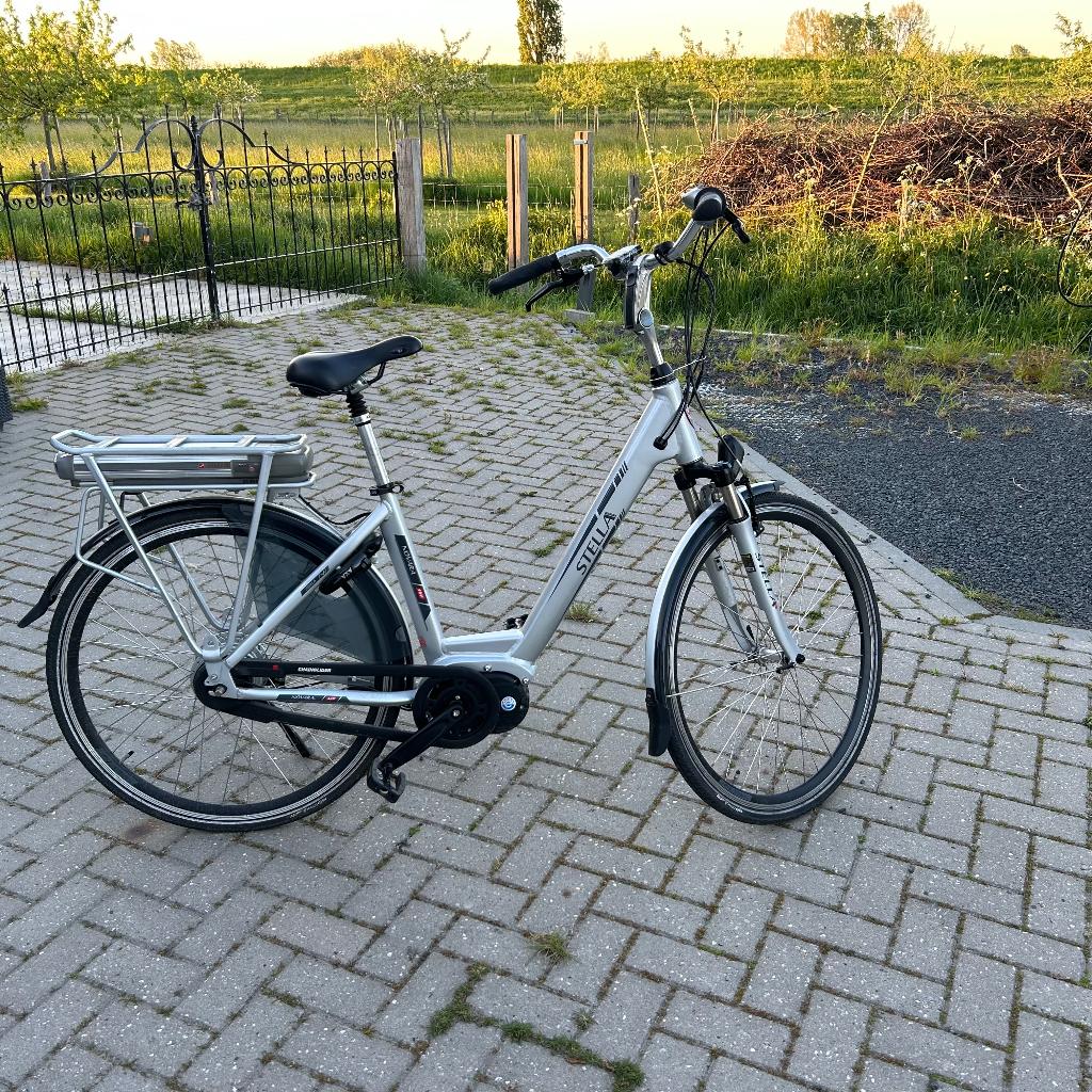 Stella e-bike - kapot display, Minder dan 30 km per accu, Gebruikt, 51 tot 55 cm, Ophalen