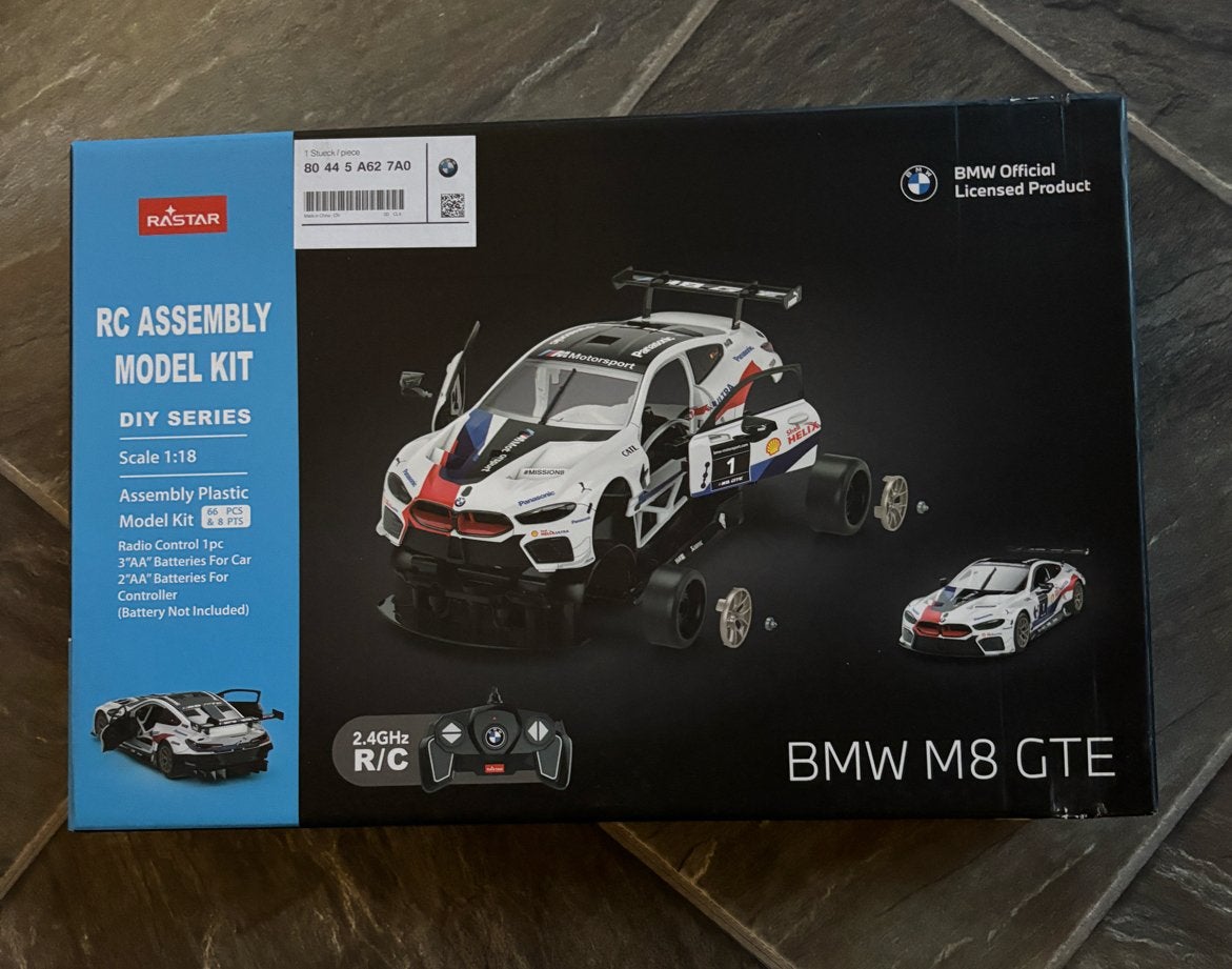 Rastar BMW M8 GTE RC Modelbouw Kit 1:18, Hobby en Vrije tijd, Modelbouw | Radiografisch | Auto's, Ophalen, Zo goed als nieuw, Elektro