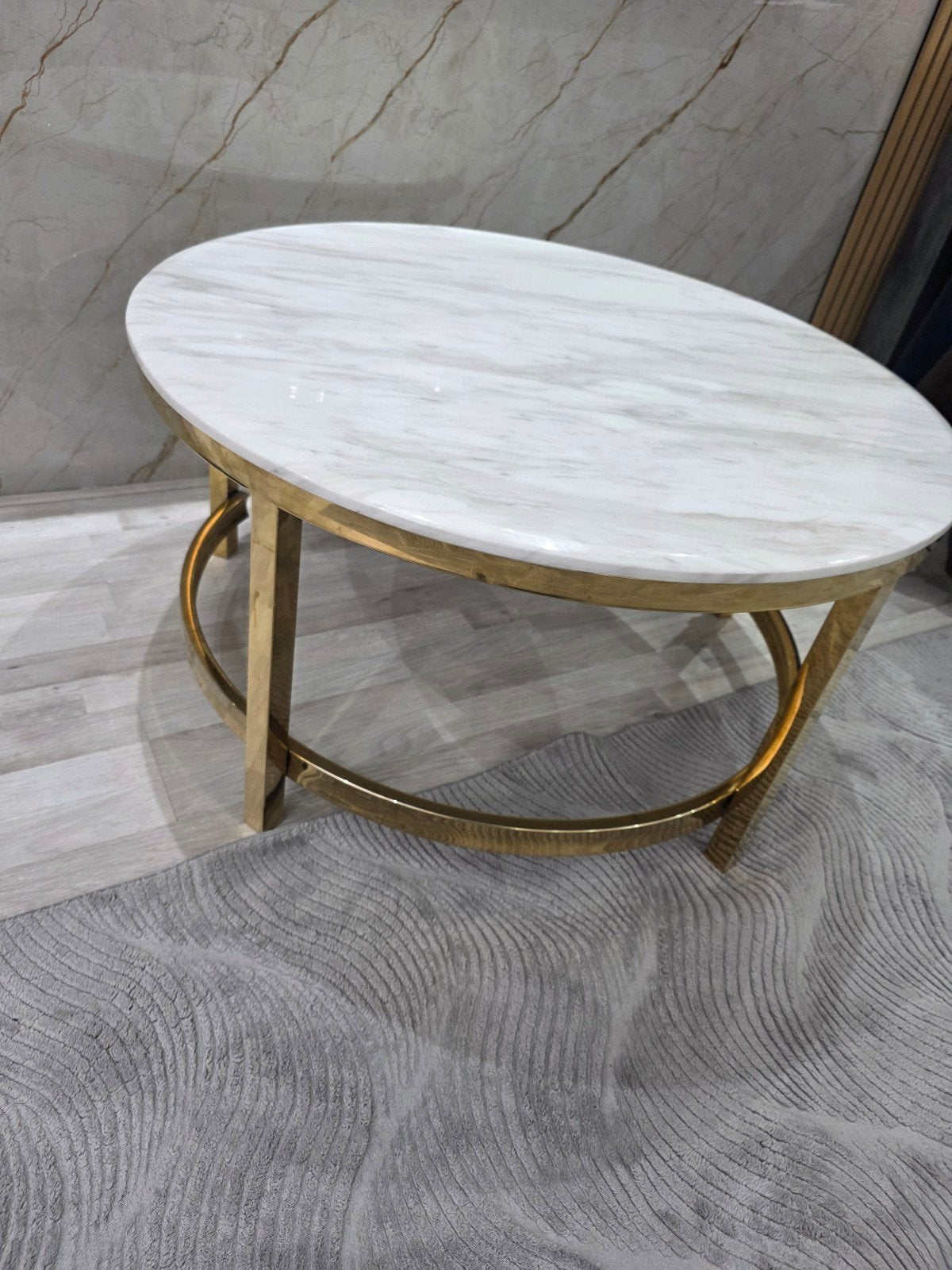 Ronde salontafel met marmerblad en gouden onderstel, Ophalen, 50 tot 100 cm, Rond, 50 tot 100 cm