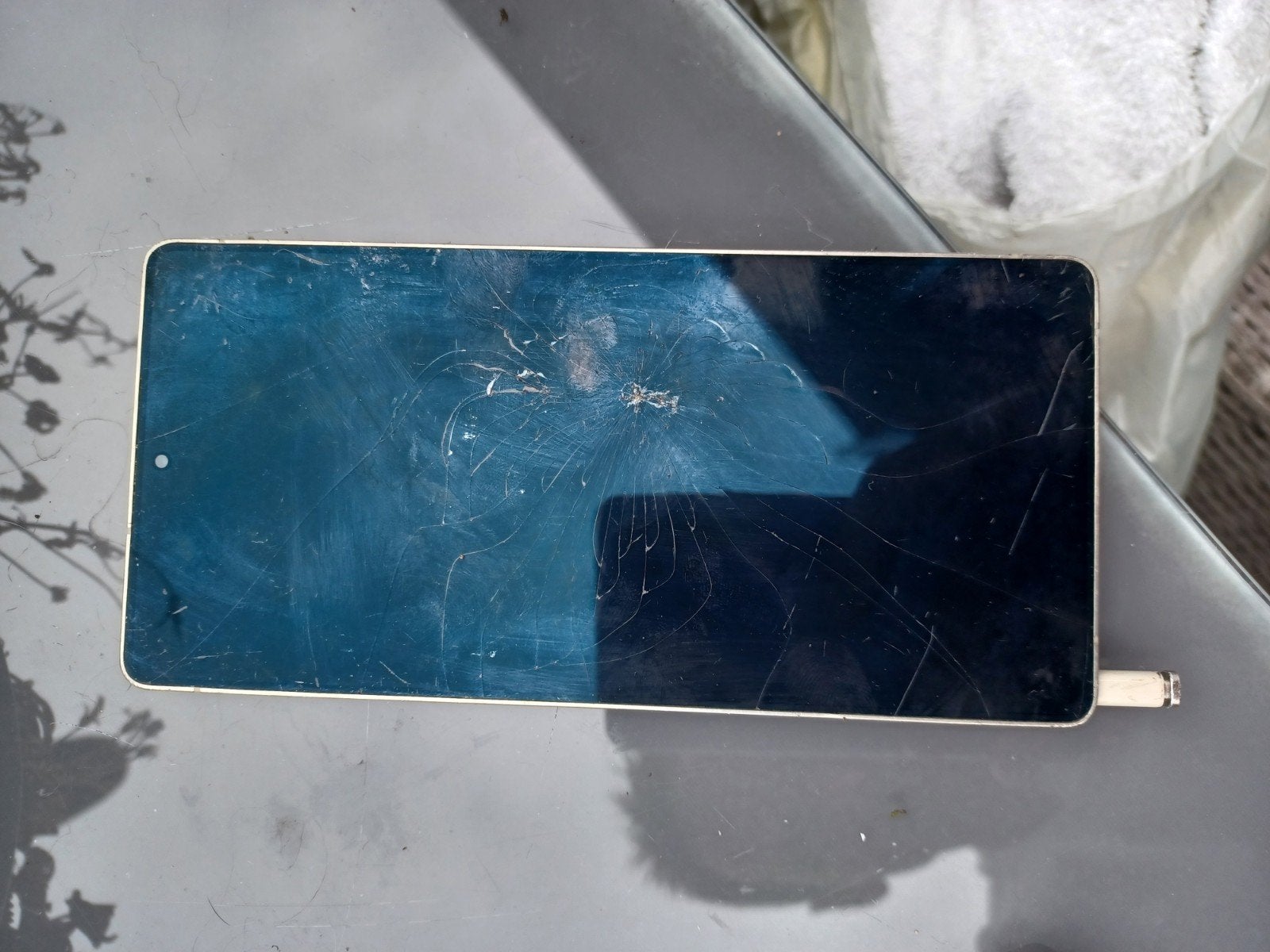 Samsung Galaxy met gebarsten scherm en achterkant, Ophalen of Verzenden, 6 megapixel of meer