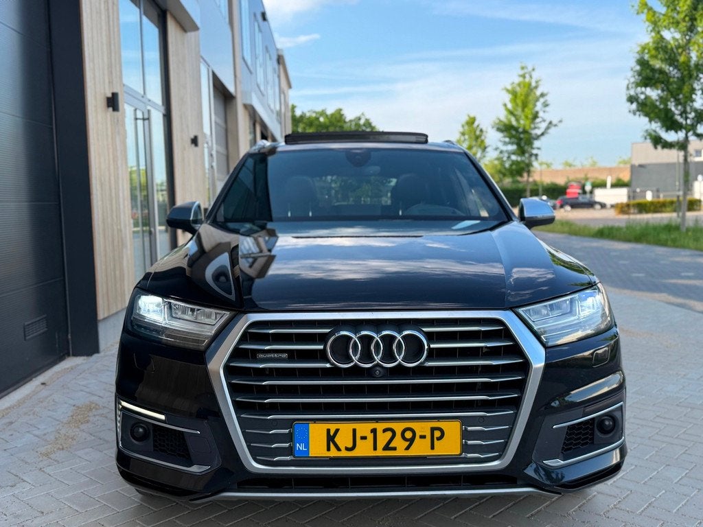 Audi Q7 3.0 TDI e-tron quattro S-Line (bj 2016) HuD|PANO|21, Auto's, Automaat, Gebruikt, 259 pk, 2420 kg