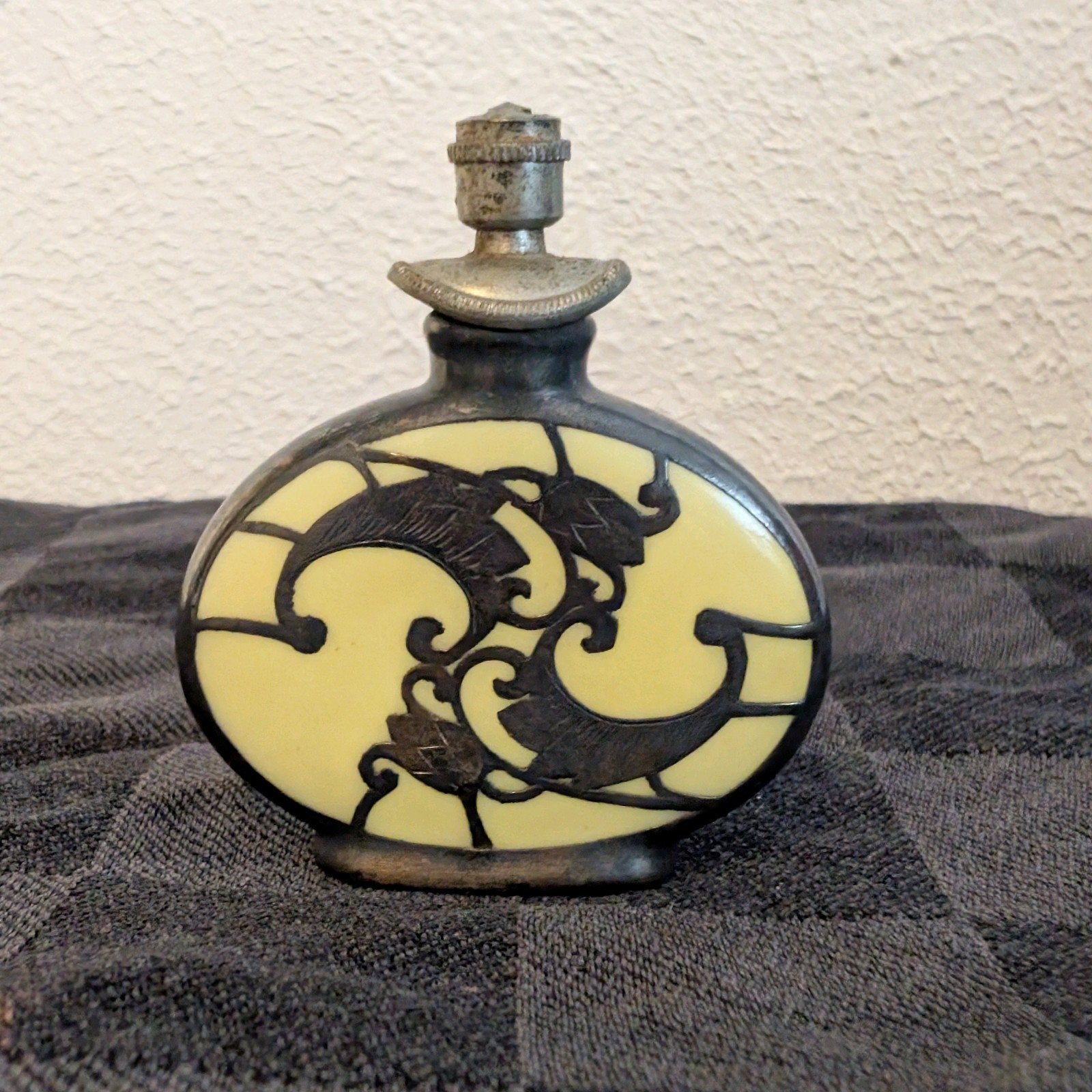 Vintage Chinees snuiflesje / parfumflesje, Verzamelen, Verzenden, Zo goed als nieuw, Parfumfles