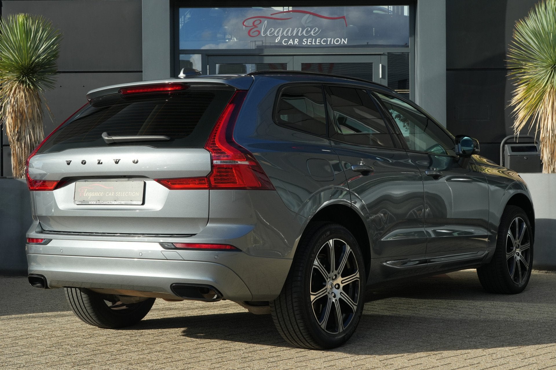 Volvo XC60 2.0 T6 AWD Inscription | 310 PK | Panoramadak | L, Gebruikt, 1969 cc, XC60, Vierwielaandrijving