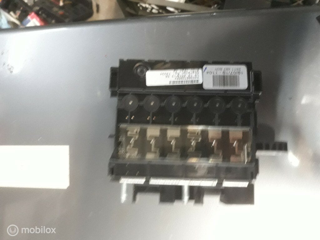 Zekeringenkast Megane4 241143738r 241148785r 241148160R bdu, Renault, Nieuw, Ophalen of Verzenden, Renault