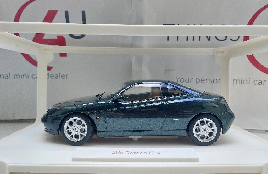 Norev 1:18 Alfa Romeo GTV 1999 donkergroen metallic nieuw, Ophalen of Verzenden, Nieuw, Auto, Norev