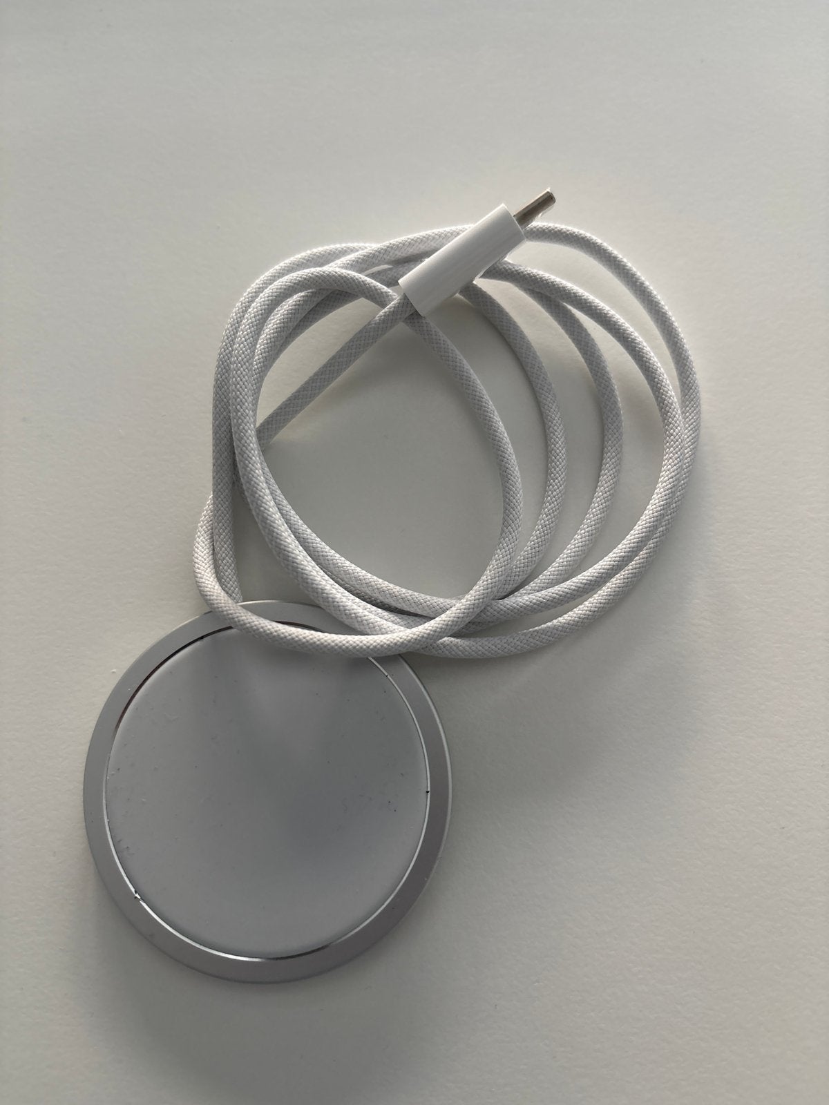 Apple MagSafe Oplader - Draadloos en Snel, USB-C, Draadloze oplader, Zo goed als nieuw, Apple