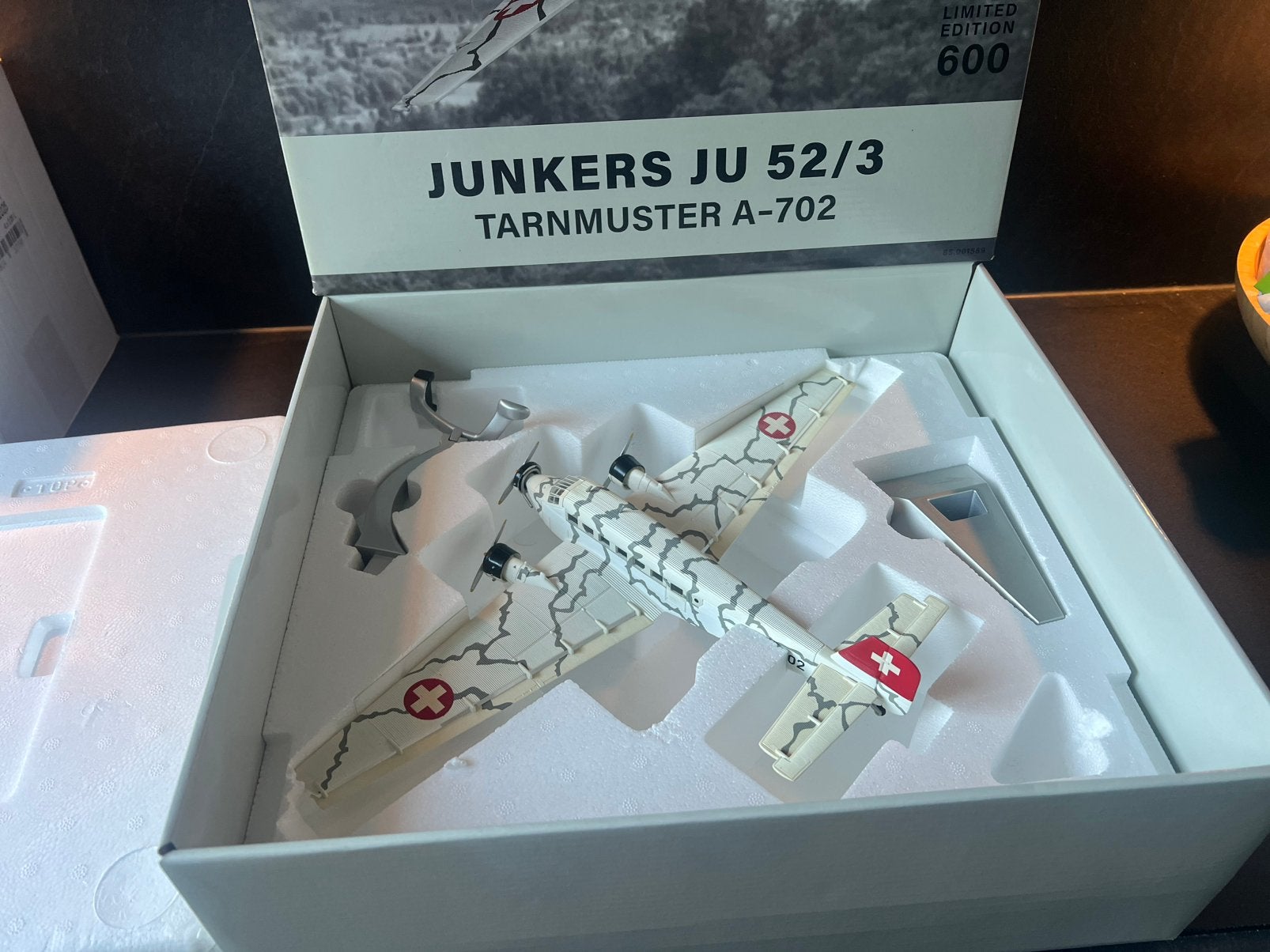 Corgi/Ace 1/72 junkers Ju 52 swiss air force limited 600 st, Ophalen of Verzenden, Zo goed als nieuw, Schaalmodel