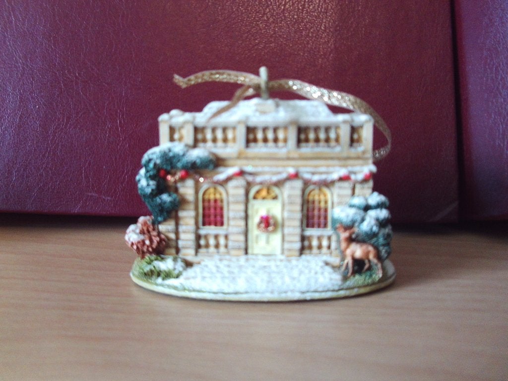 Lilliput Lane - The Banqueting House - kerstboomornament, Ophalen of Verzenden, Zo goed als nieuw, Overige typen