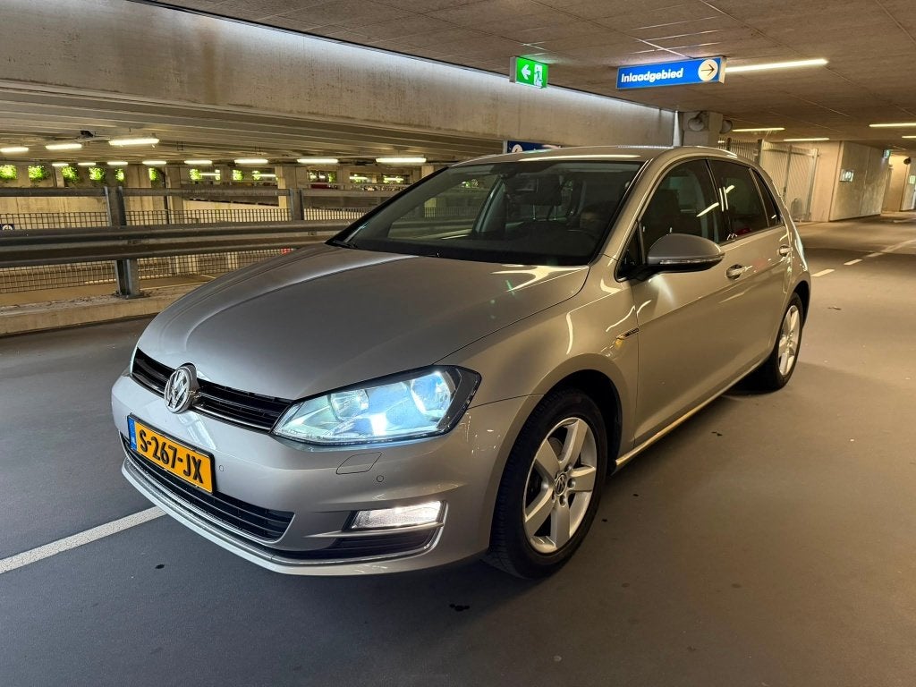 Volkswagen Golf 1.2 TSI 81KW (Lounge Edition), Euro 6, 4 cilinders, 610 kg, 49 €/maand