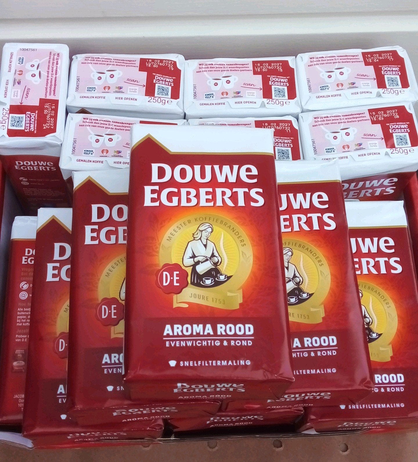Douwe Egberts Aroma Rood 250 gram, Diversen, Levensmiddelen, Verzenden