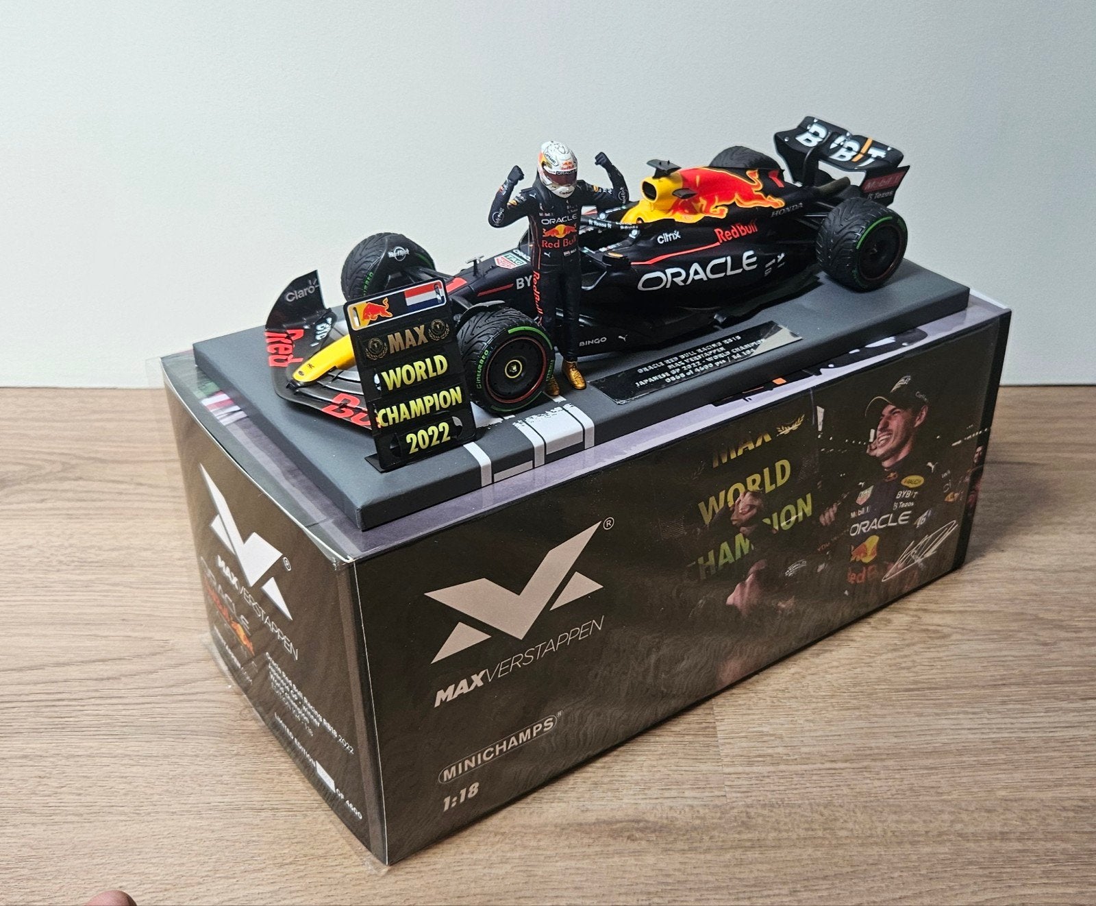 Minichamps Max Verstappen Red Bull RB18 Wereldkampioen 2022, Ophalen of Verzenden, Nieuw, MiniChamps