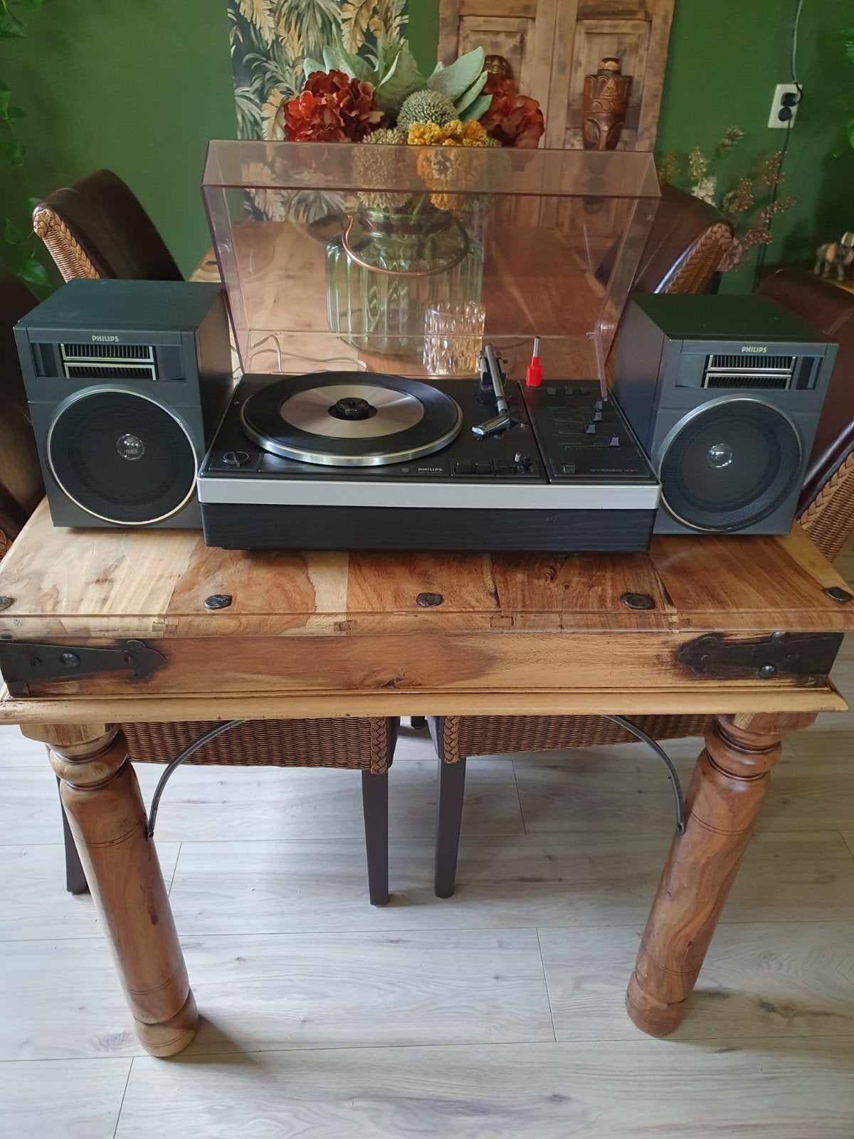 Philips platenspeler met twee bijpassende boxen, Ophalen, Philips, Automatisch, Zo goed als nieuw