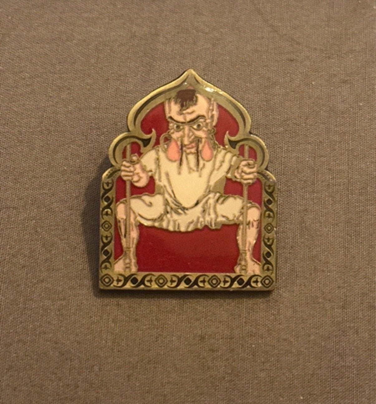Efteling Pin, fata morgana Djinn, Verzamelen, Ophalen of Verzenden, Zo goed als nieuw, Figuurtje, Speldje of Pin