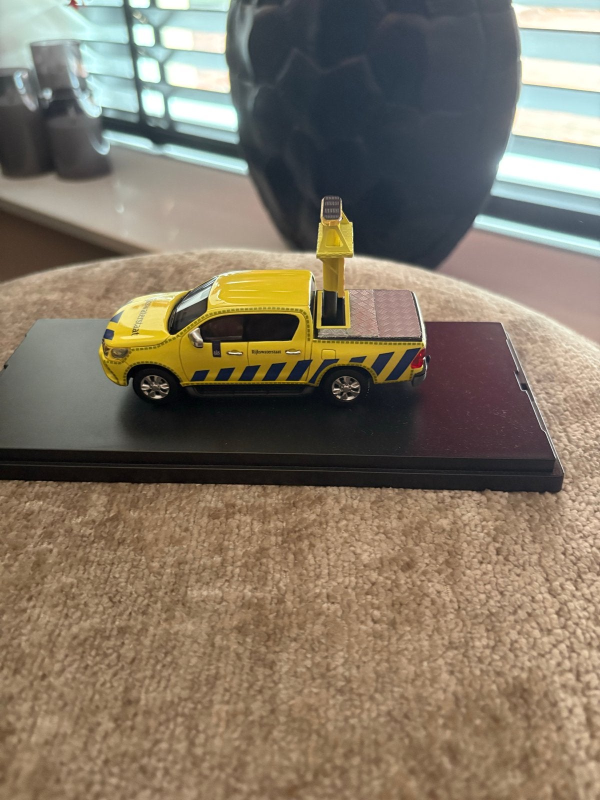 Schaalmodel Rijkswaterstaat Toyota Hilux 1:43 - Zeldzaam!, Hobby en Vrije tijd, Modelauto's | 1:43, Ophalen of Verzenden, Nieuw