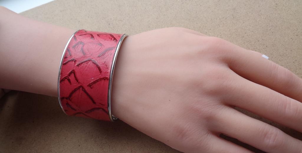 zilveren klemarmband met rood slang patroon [1021], Ophalen of Verzenden, Zo goed als nieuw, Zilver, Zilver