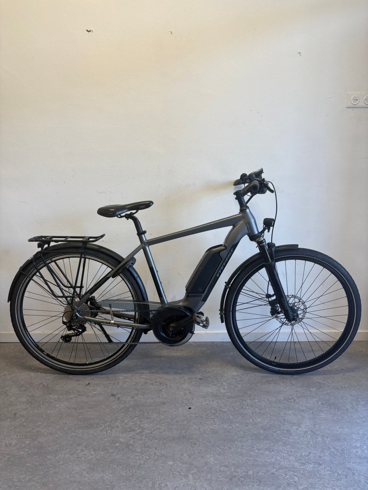 Stevens E-Triton Bosch Elektrische Fiets Volledig Nagekeken, Overige merken, 28 inch, 10 tot 15 versnellingen, Heren