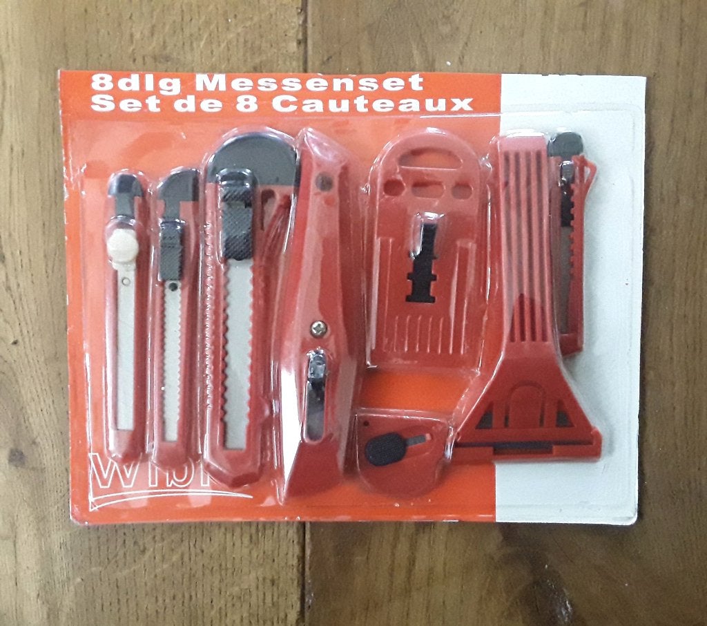 8dlg messenset ( nieuw in de verpakking), Ophalen of Verzenden, Nieuw, Snijgereedschap