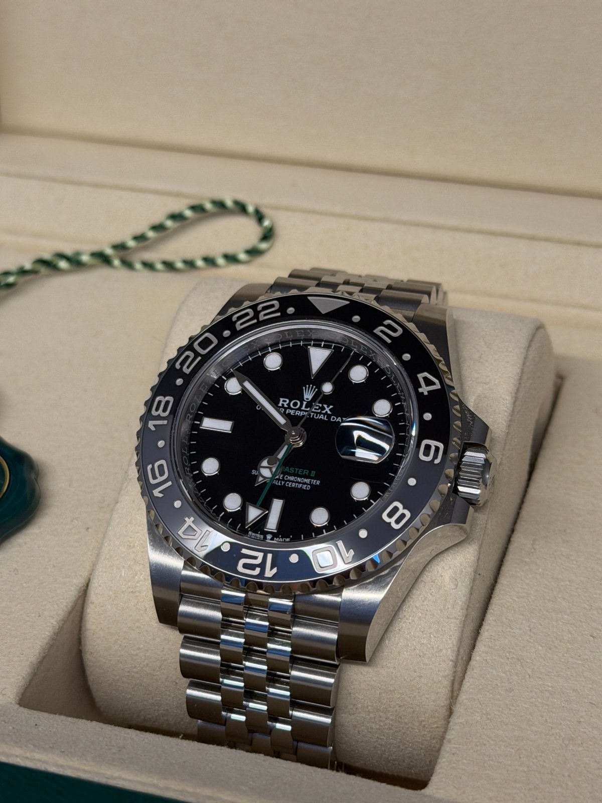 Rolex GMT-Master II 'Bruce wayne' - 2026 new card!, Sieraden, Tassen en Uiterlijk, Ophalen, Zo goed als nieuw