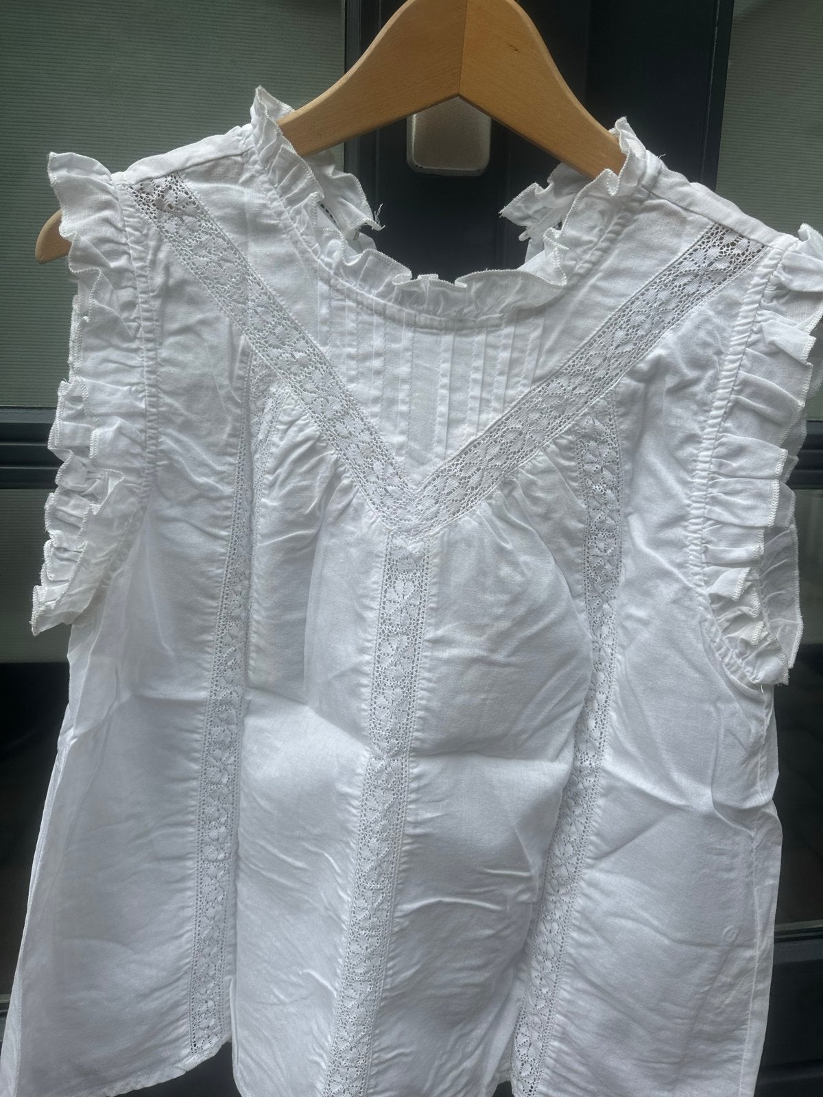 Co'Couture Lola Frill Top - Wit - Maat M, Kleding | Dames, Ophalen of Verzenden, Zo goed als nieuw, Maat 38/40 (M), Wit