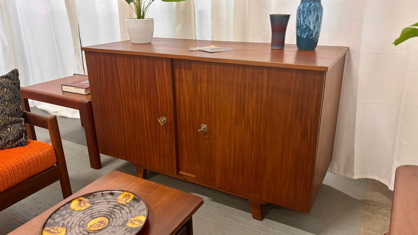 Vintage Design Dressoir Lowboard Kast, Ophalen, ., ., .