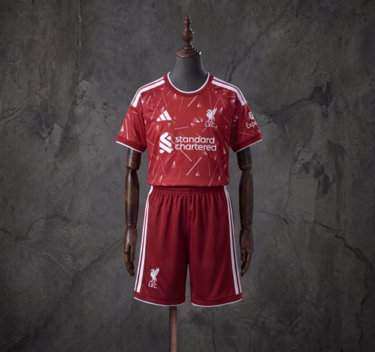 Liverpool Thuisshirt 2026/2027 -, Maat M, Ophalen of Verzenden, Nieuw, Set