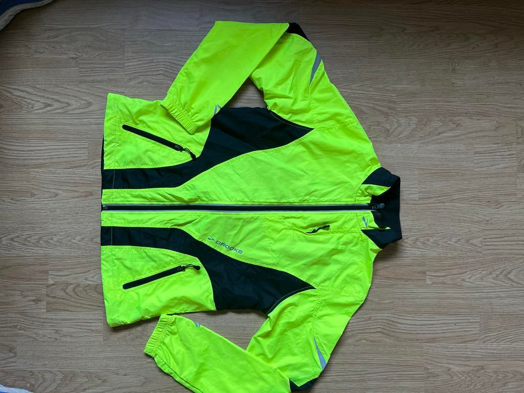 Brooks hardloopjack voor dames - Maat M, Ophalen of Verzenden, Zo goed als nieuw, Maat 38/40 (M), Geel