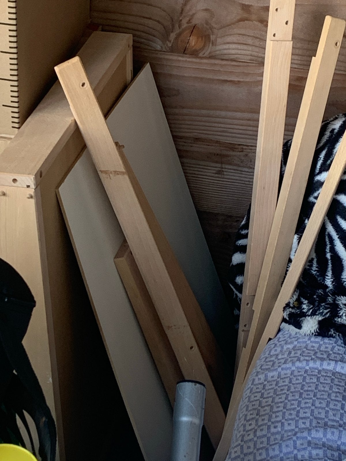 Gratis: IKEA Commode & Grijs Babybedje op Wielen, Ophalen, Gebruikt, Ledikant