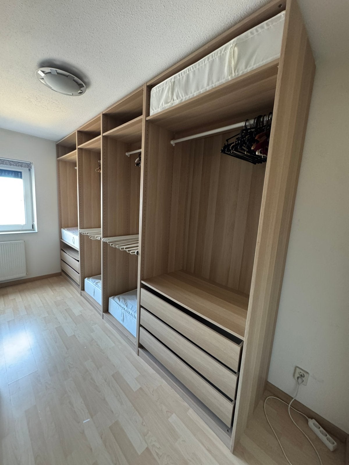 Ikea pax kledingkast 350 cm x 236 cm MOET SNEL WEG, Ophalen, Zo goed als nieuw, 50 tot 75 cm, 200 cm of meer