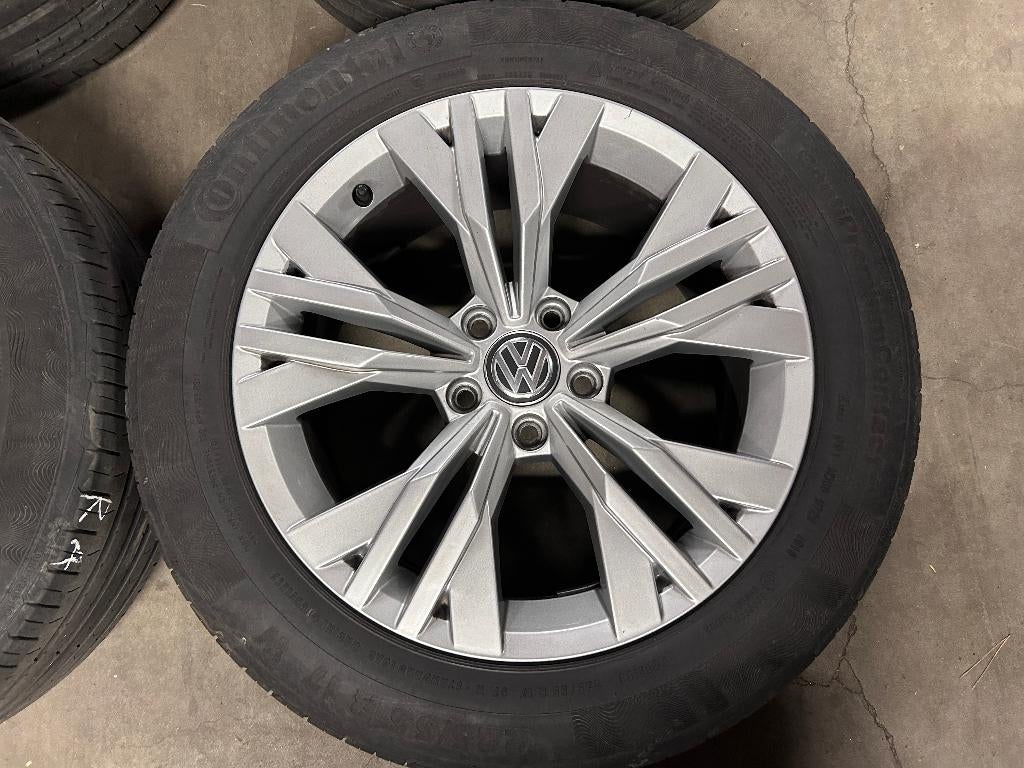 17 inch originele velgen + zomerbanden VW Passat All Track, Info@originalwheels.nl, Banden en Velgen, 17 inch, Ophalen of Verzenden