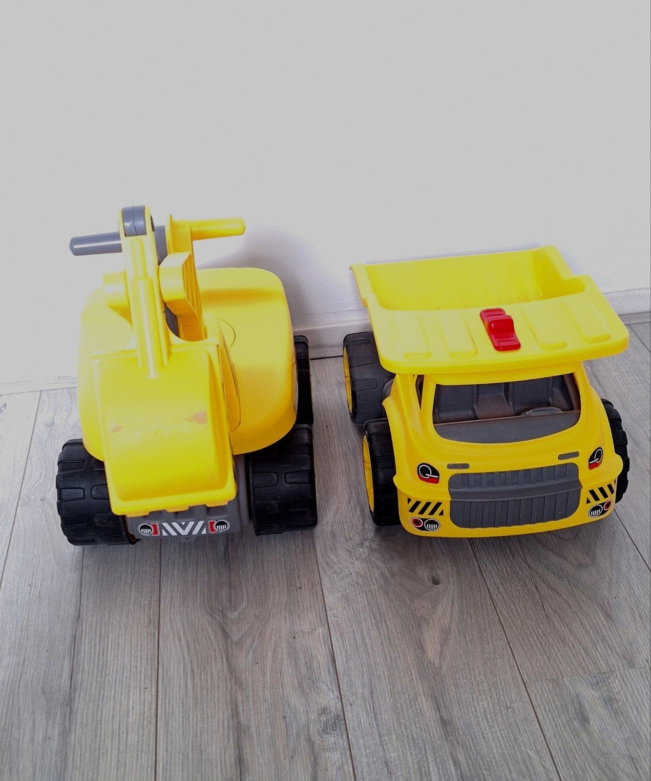 graafmachine en kiepwagen, Ophalen