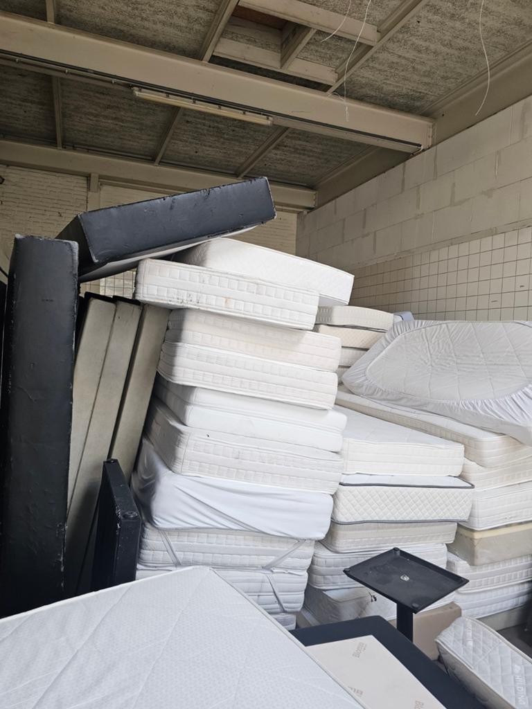 Diverse matrassen en boxspring bedden te koop, Gebruikt, Tweepersoons, Ophalen of Verzenden, Overige maten