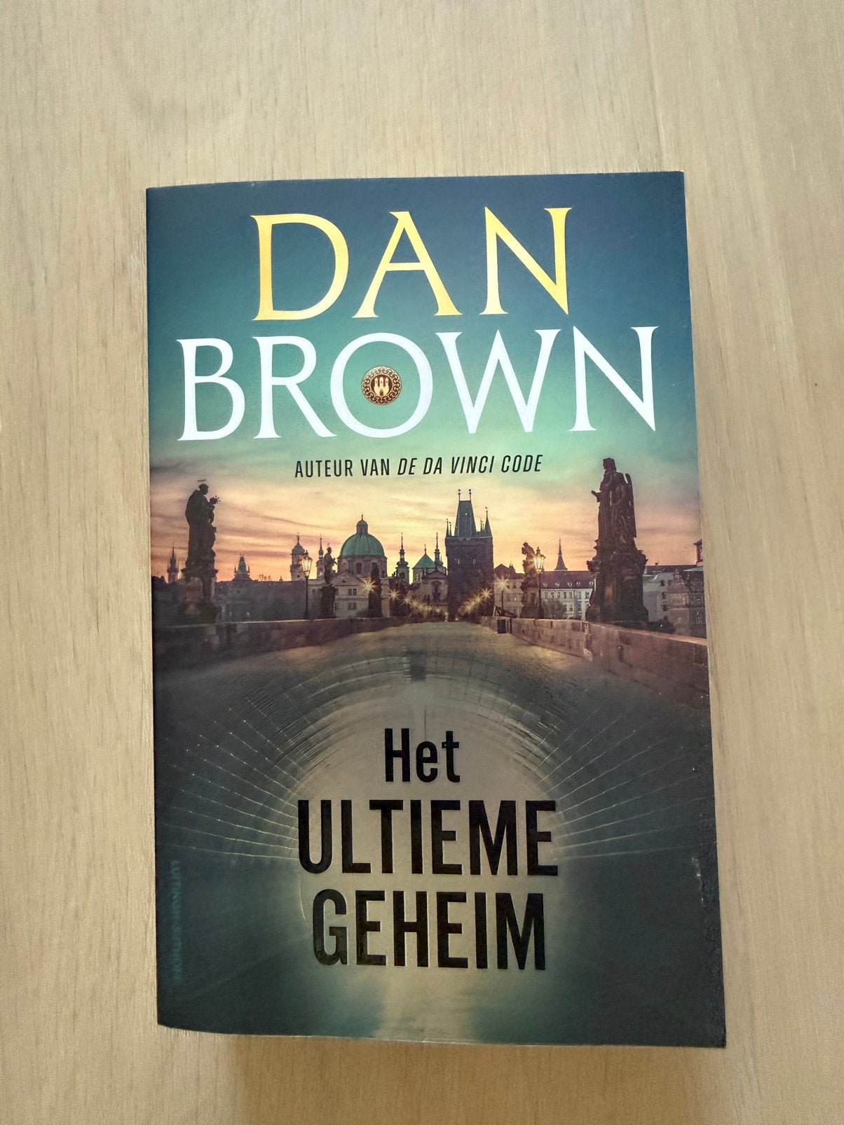 Dan Brown - het ultieme geheim, Ophalen of Verzenden, Zo goed als nieuw