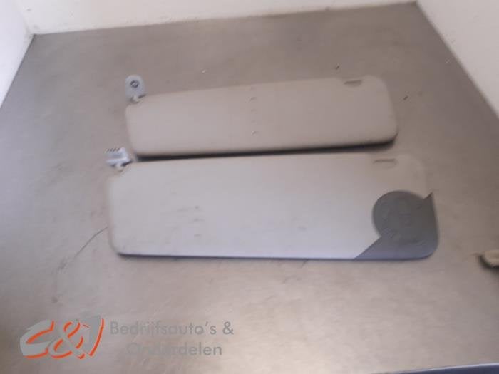 Zonneklep set van een Renault Trafic, Gebruikt, -, Renault, -