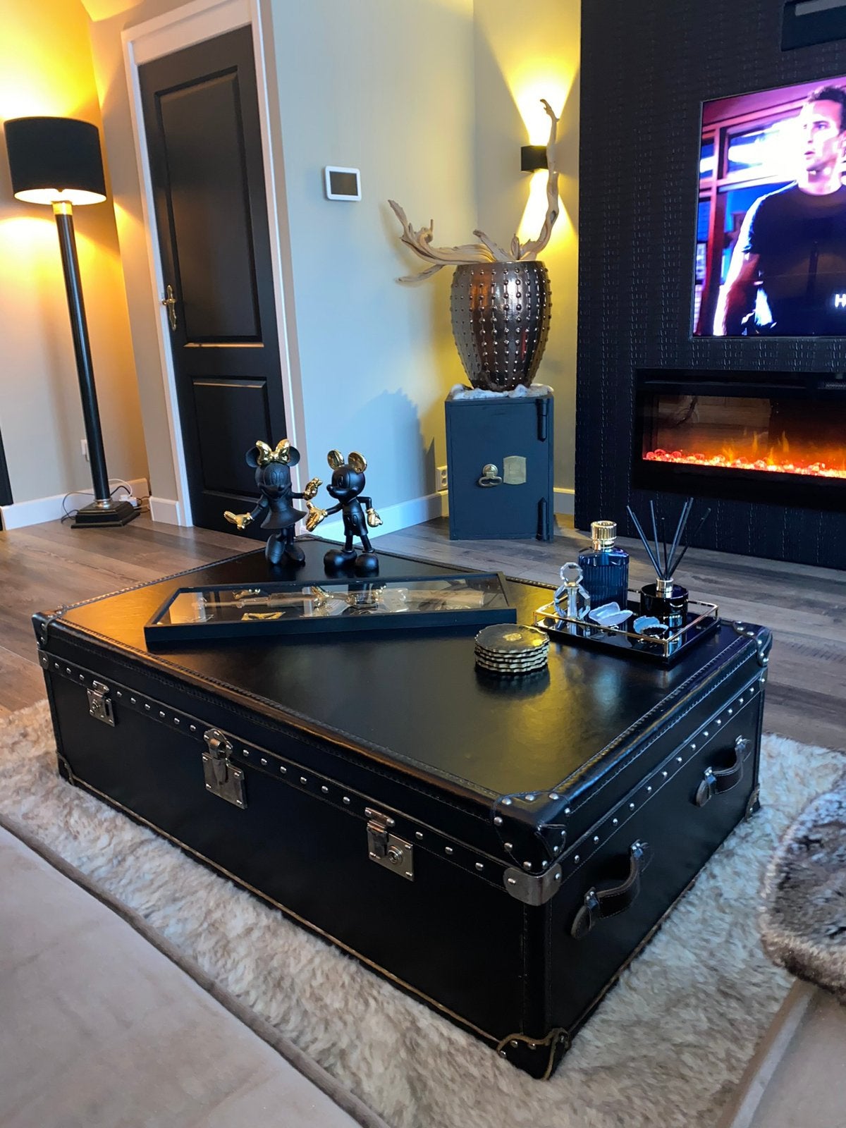 Timothy oulton zwart leder trunk salontafel uniek, Ophalen, 100 tot 150 cm, 50 tot 100 cm, Zo goed als nieuw