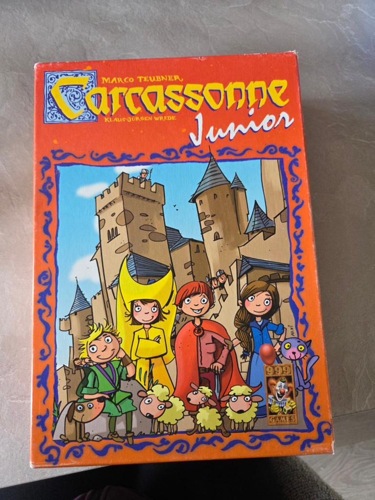 Carcassonne junior., Drie of vier spelers, Ophalen of Verzenden, Zo goed als nieuw, 999 games.
