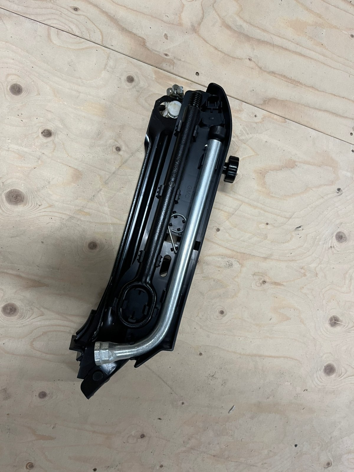 Krikset Volkswagen VW Transporter 7LA011031A, Auto diversen, Krikken, Ophalen of Verzenden, Zo goed als nieuw, Manueel, Schaarkrik