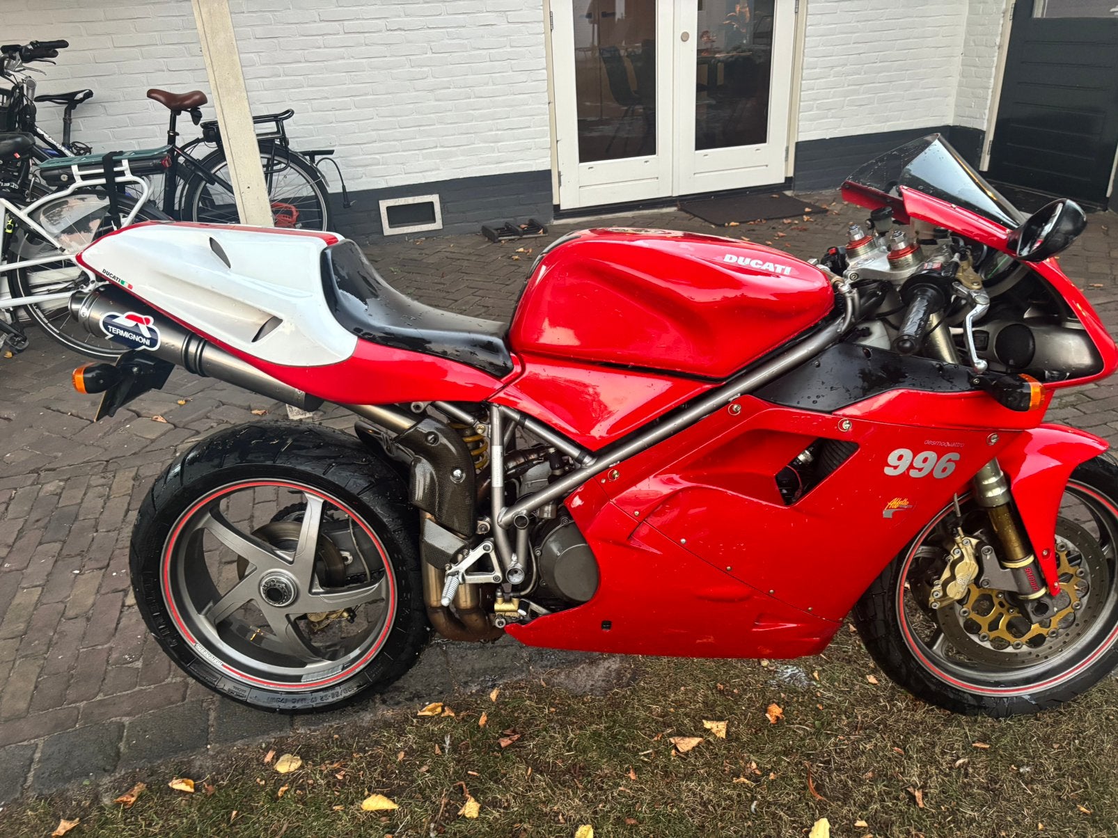 Ducati 996 monoposto, Particulier, Super Sport