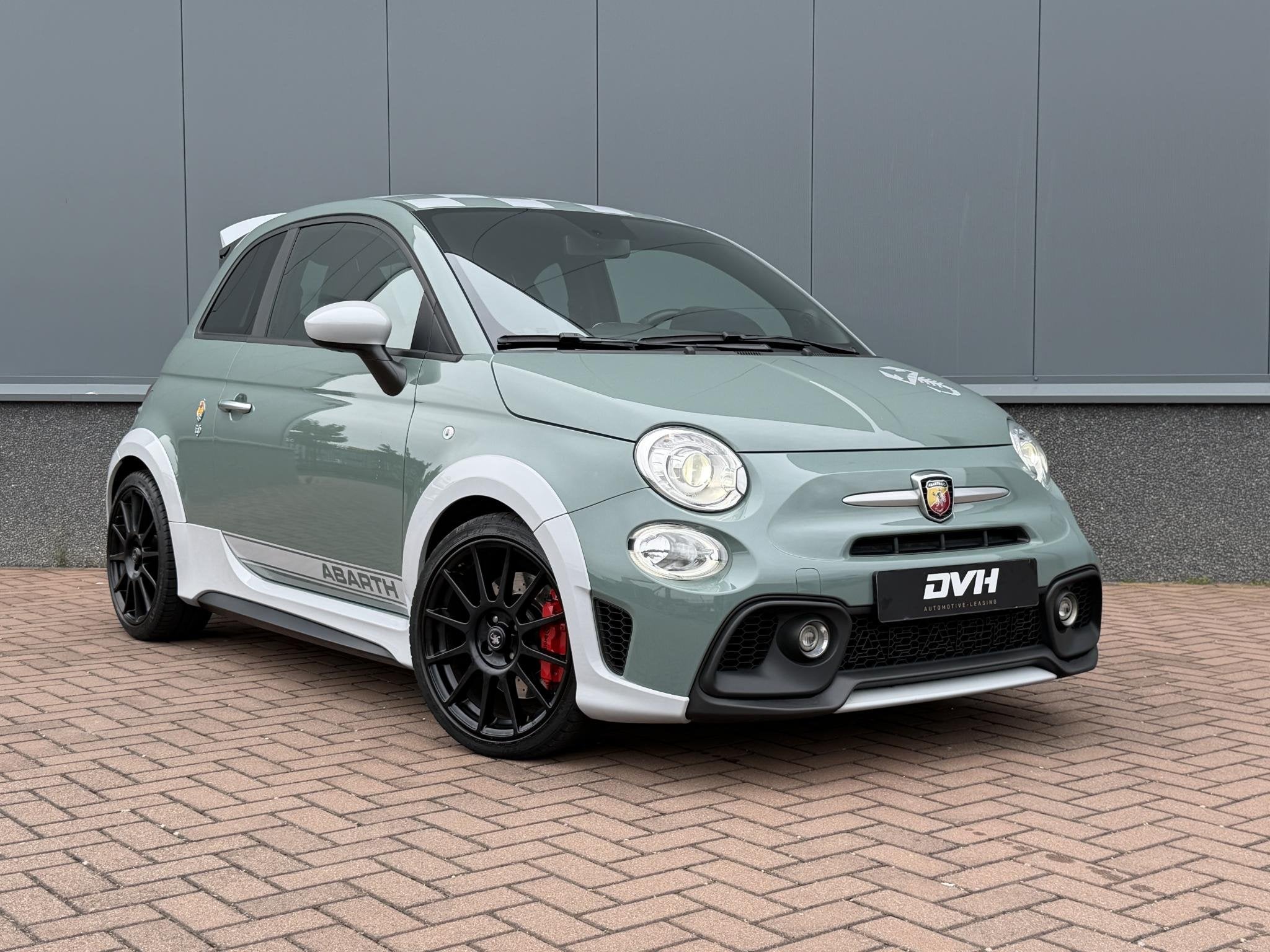 Abarth 695 1.4 T-Jet Anniversario 70 1e EIGENAAR | BTW | DEA, Auto's, 15 km/l, Gebruikt, Euro 6, 4 cilinders