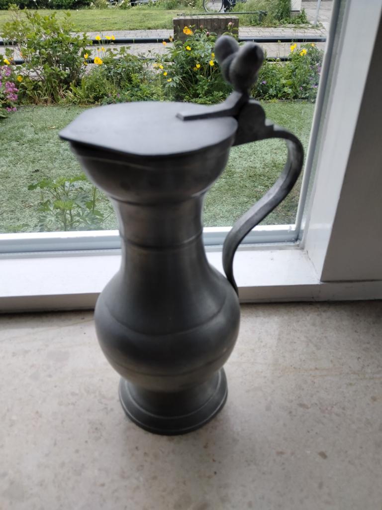 Antieke tinnen kan met eikeldecoratie - Handwerk Holland, Antiek en Kunst, Antiek | Tin, Ophalen of Verzenden