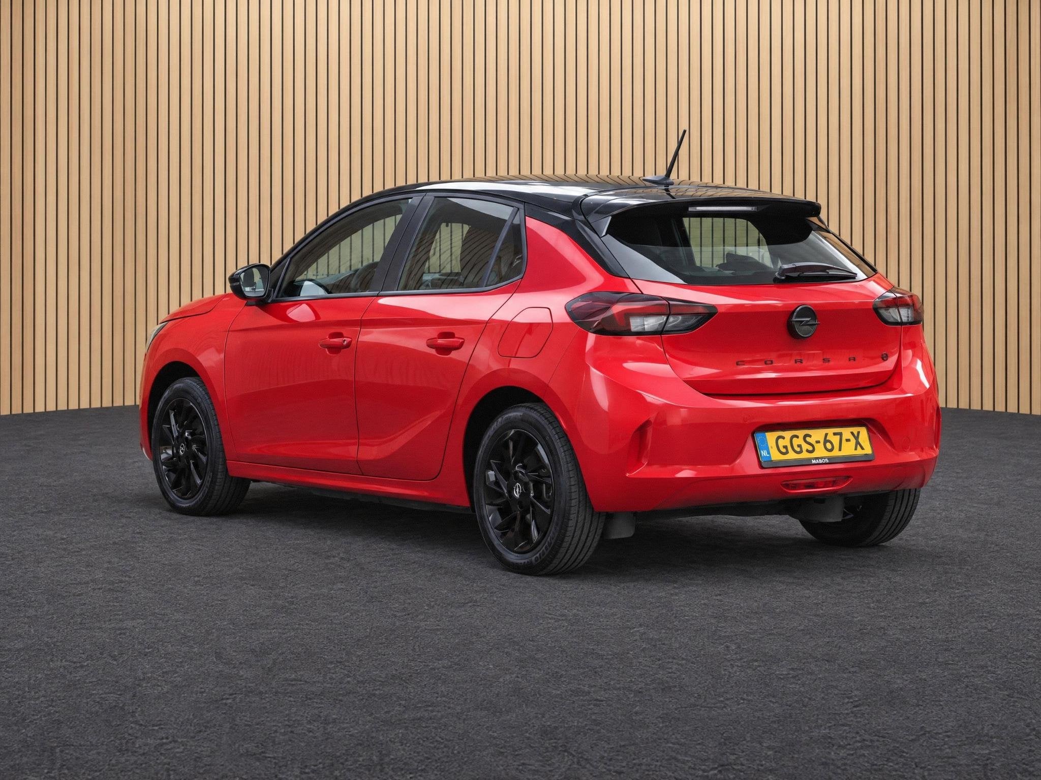 Opel Corsa Electric Yes 50 kWh | Stoel & Stuur verwm / Carpl, Auto's, 12 maanden, Gebruikt, 355 km, Origineel Nederlands