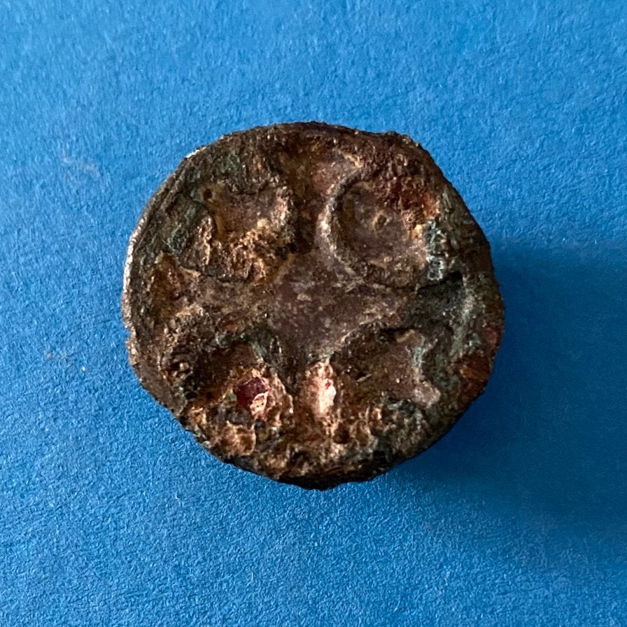 MIDDELEEUWSE BRONZEN MANTELSPELD, Antiek en Kunst, Verzenden, Brons