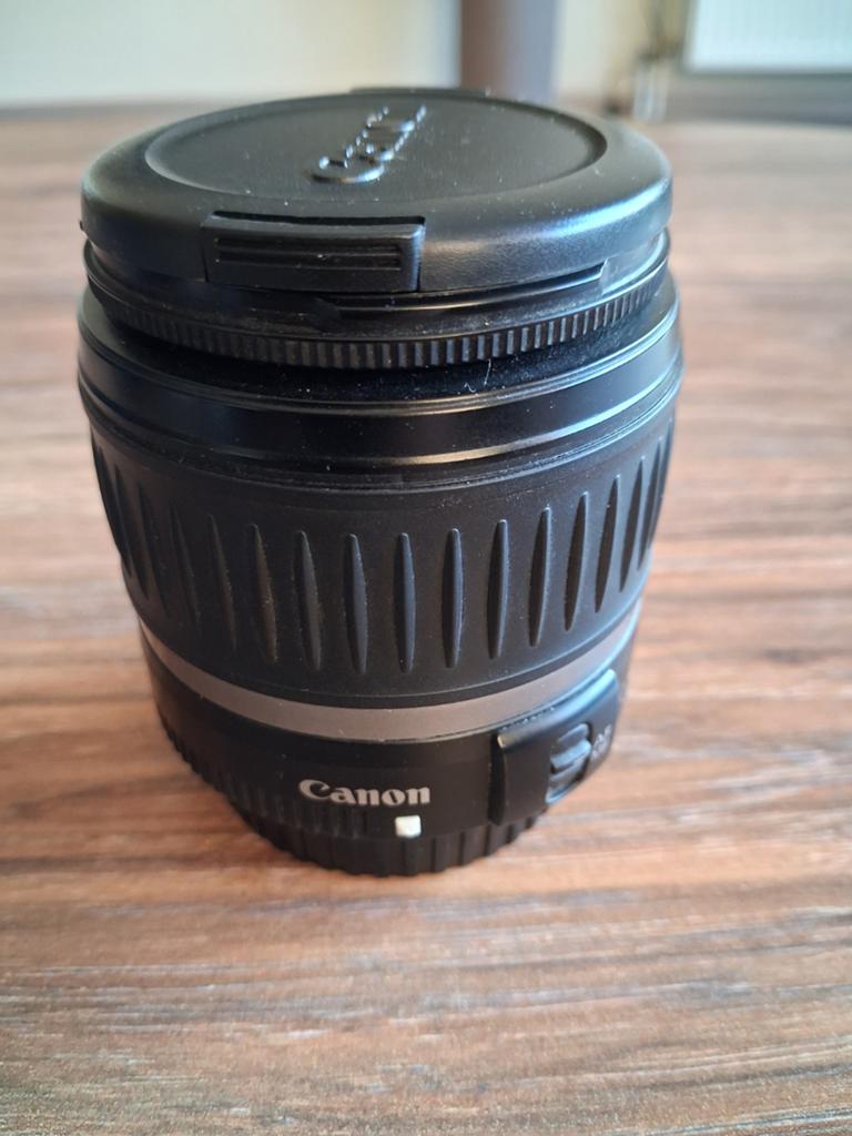 Canon EF-S 18-55mm lens -, Audio, Tv en Foto, Fotografie | Lenzen en Objectieven, Ophalen of Verzenden, Zo goed als nieuw, Standaardlens