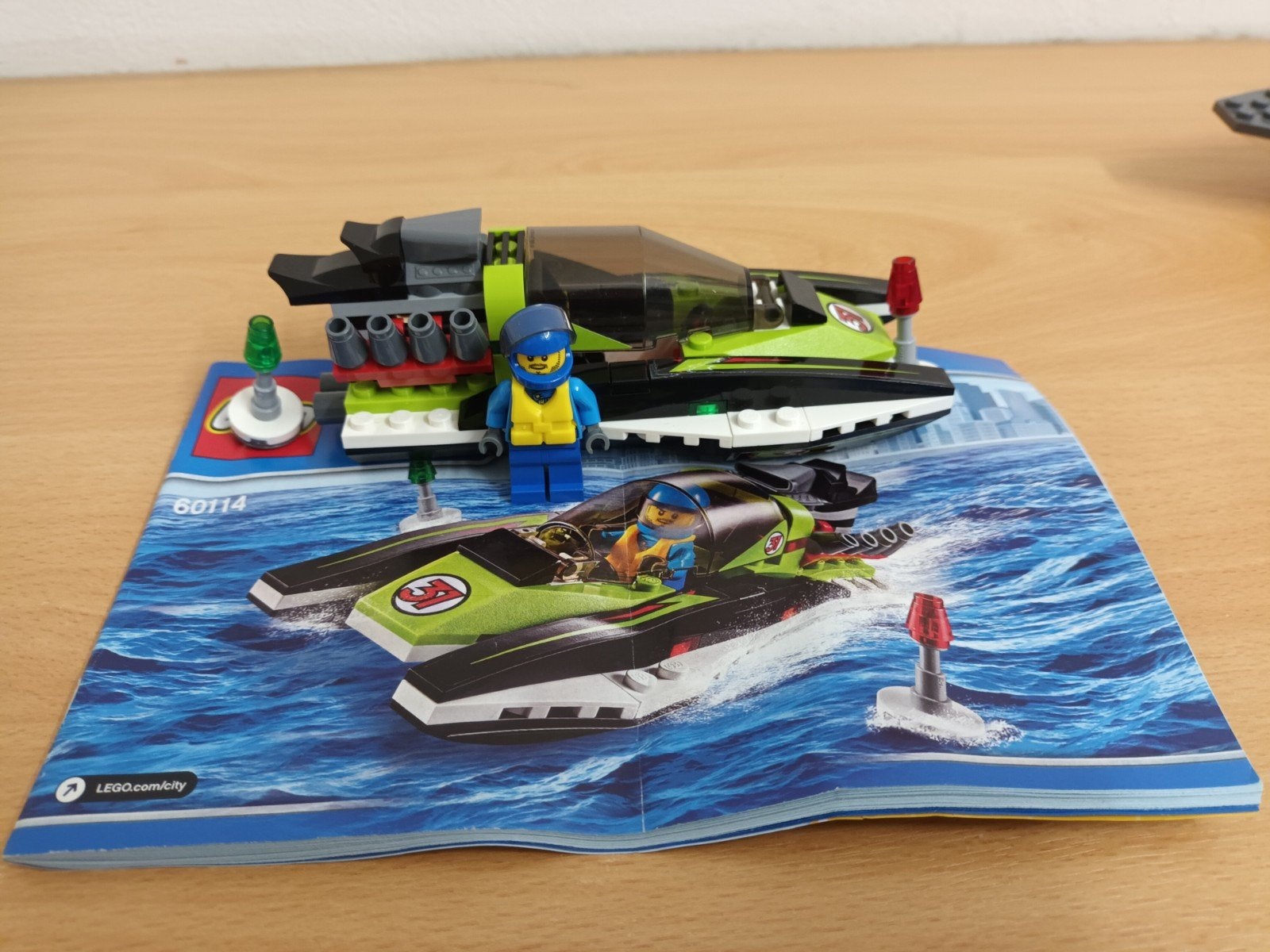 Lego city 60114 raceboot, Ophalen of Verzenden, Zo goed als nieuw