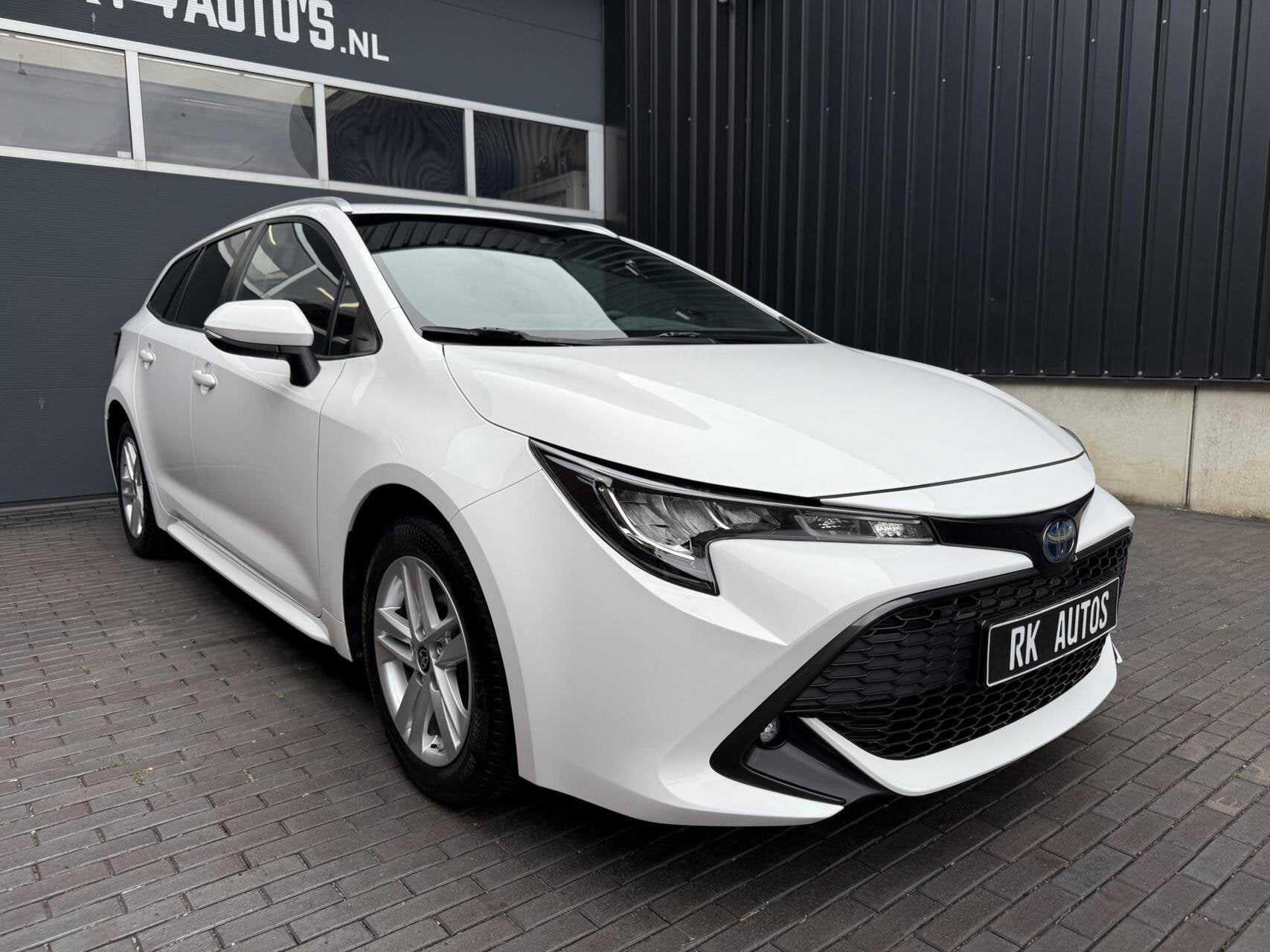 Foto 5 van Toyota Corolla Touring Sports 2.0 Hybrid Business / 184PK