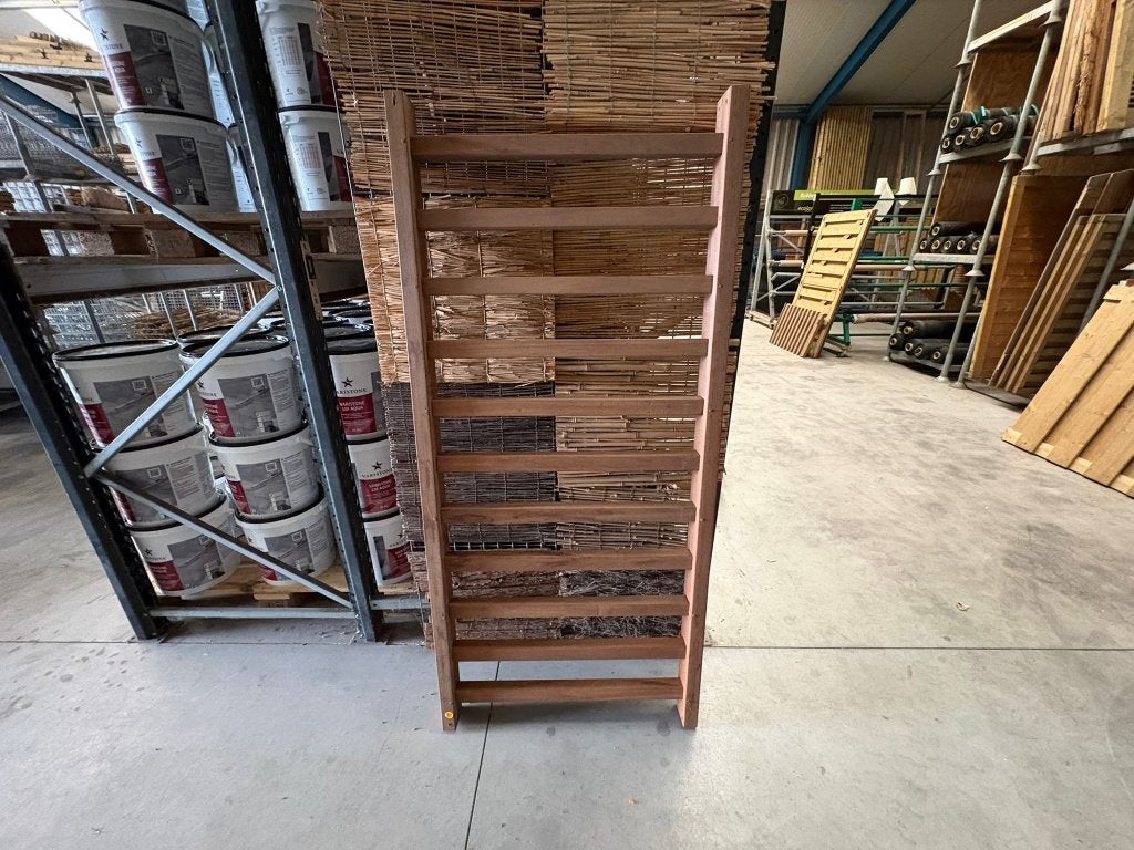 Hardhouten plantenrek / etagère 175 cm hoog., Ophalen, Nieuw, Hout, Tuinhek
