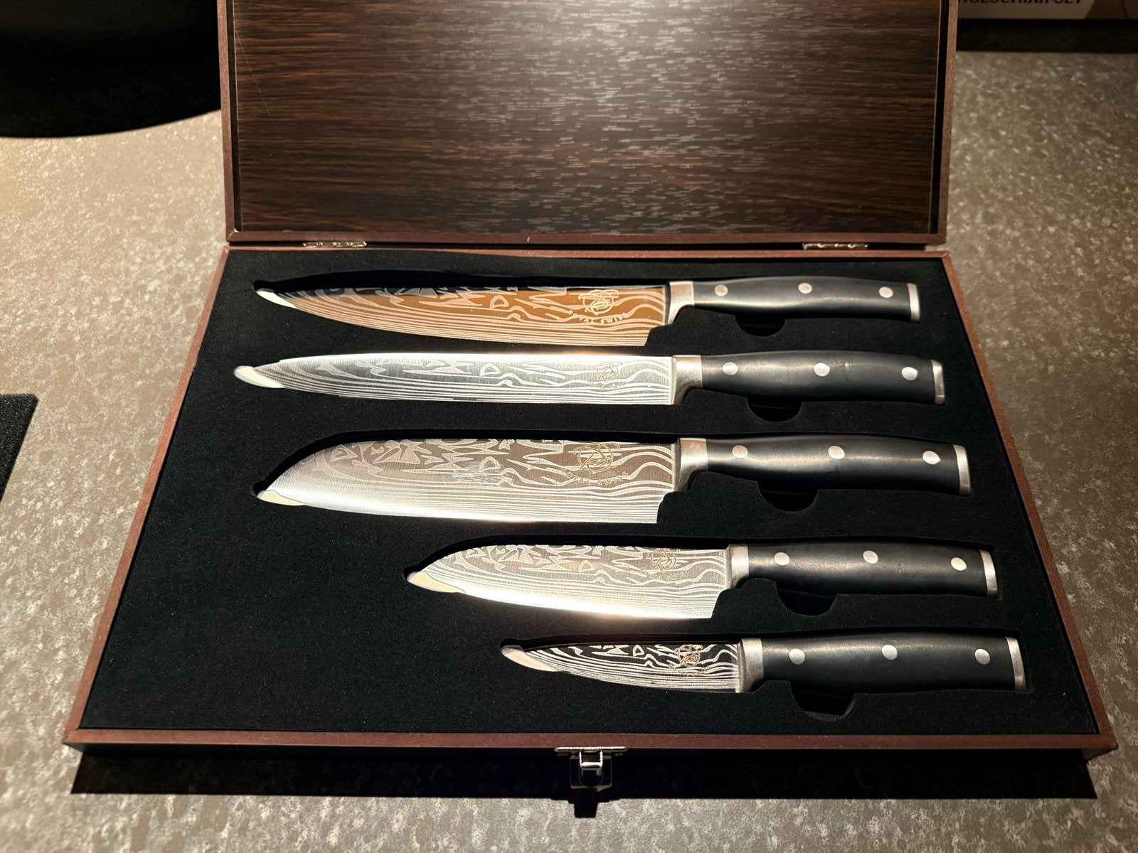 Royal Swiss Messenset - 5-delig met houten kist, Los bestek, Nieuw, Ophalen of Verzenden, Rvs of Chroom