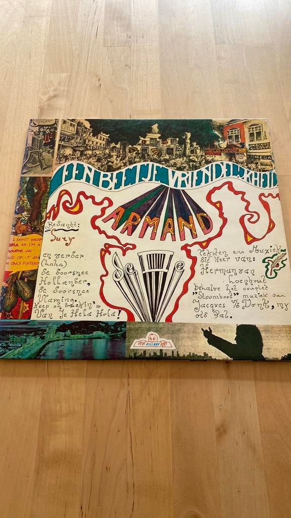 Vinyl 2lp Armand - Een beetje vriendelijkheid, Inclusief poster, Ophalen of Verzenden, Zo goed als nieuw, 12 inch