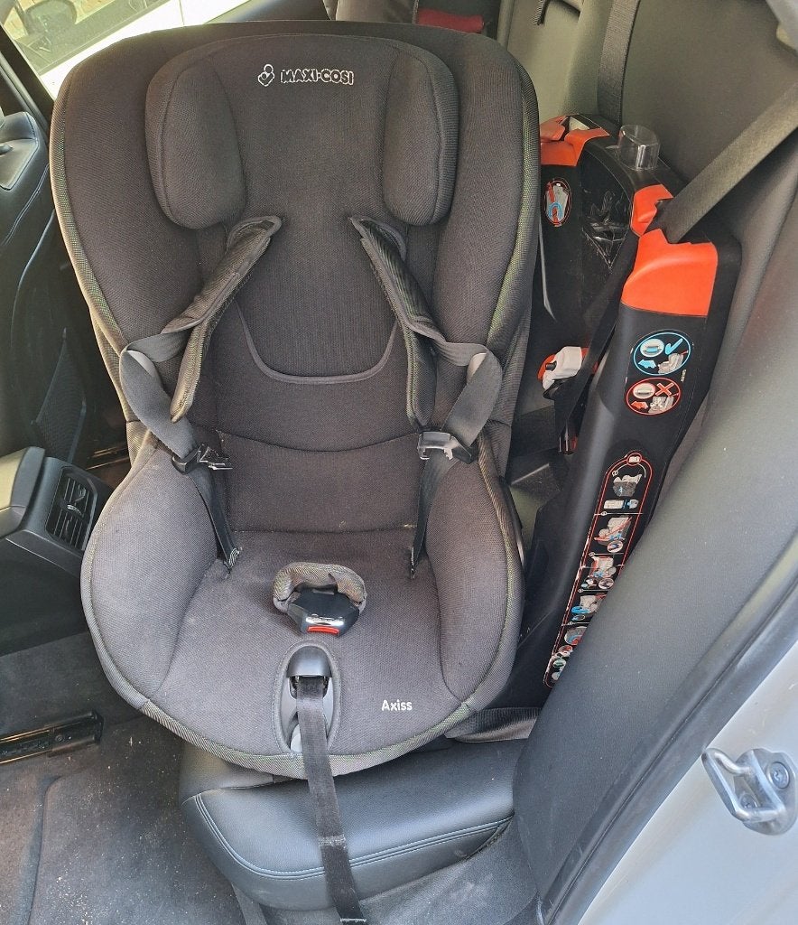 Draaibaar Maxi Cosi Axiss Autostoel (voor 0.5-5jaar, 0-19Kg), Ophalen, Verstelbare rugleuning, Autogordel, 0 t/m 18 kg