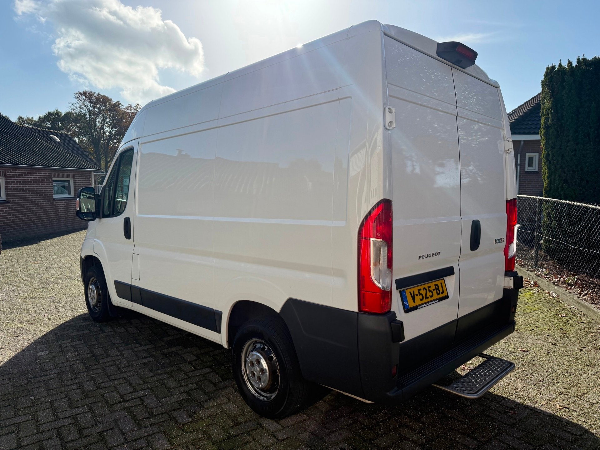 Peugeot Boxer 333 2.0 BlueHDI L1H2 euro 6 optioneel sortimo, Auto's, Voorwielaandrijving, Gebruikt, Euro 6, 4 cilinders