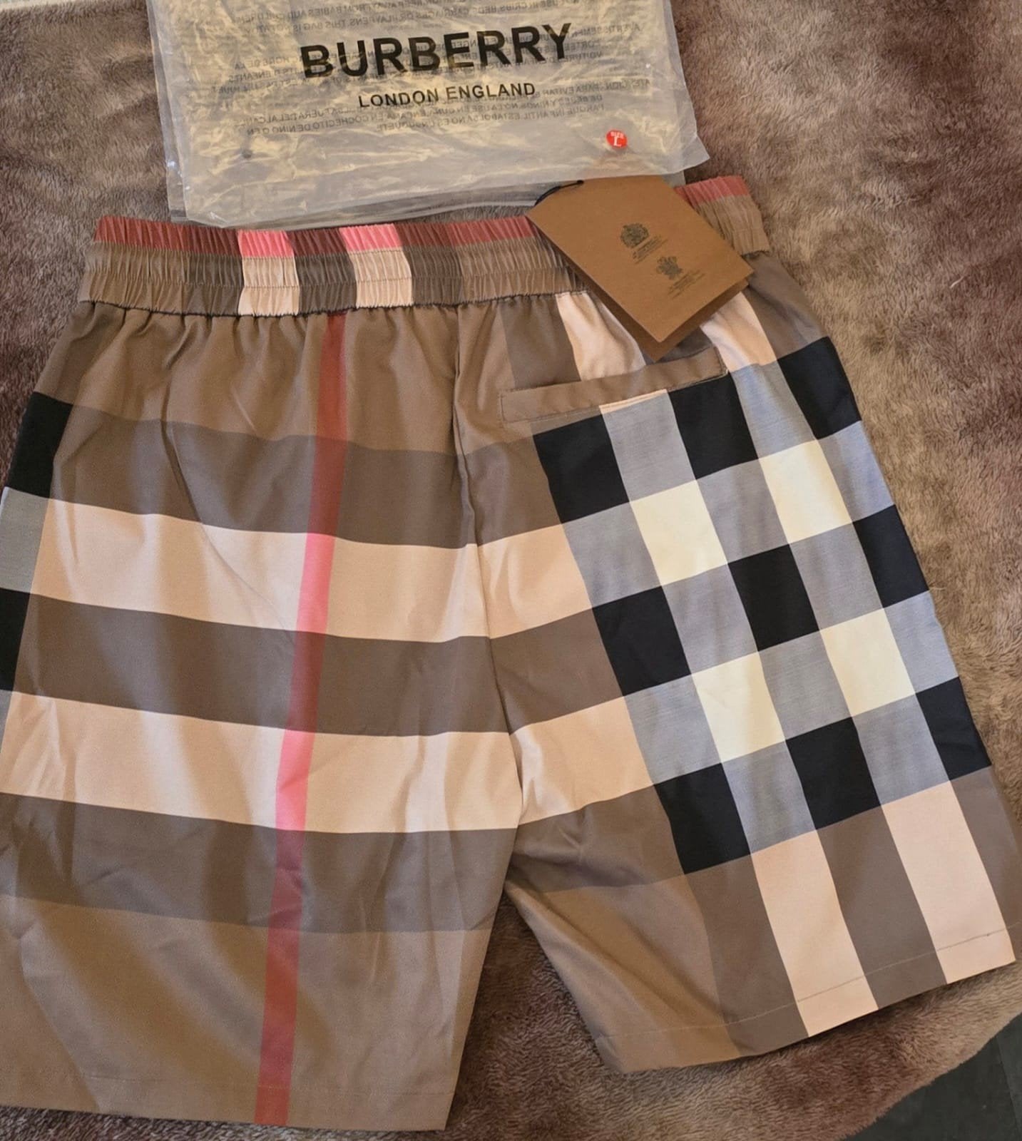 Burberry Short - Nieuw, Maat 52/54 (L), Beige, Nieuw, Ophalen of Verzenden
